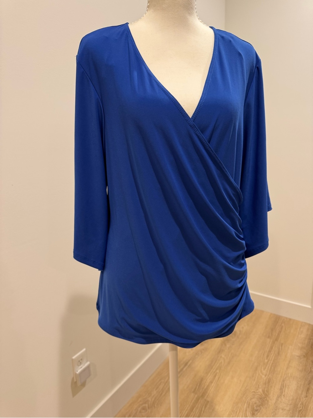 Coco Bianco Royal Blue Faux-Wrap Blouse v neck 3/4 sleeve size XL TRAVEL CAREER - Picture 2 of 5